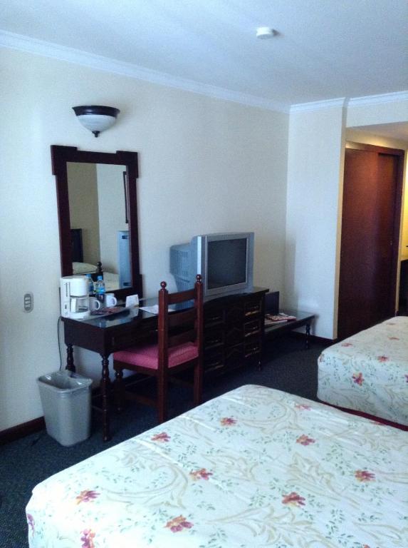 Hotel Real De Uruapan Uruapan  エクステリア 写真